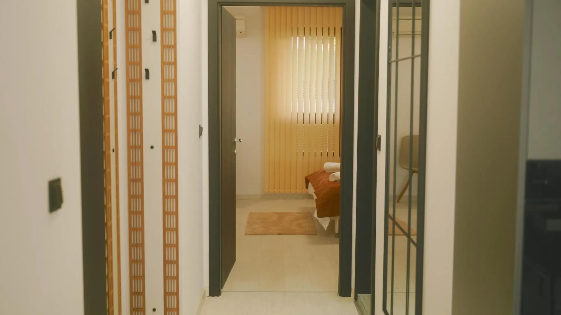 Golden Sands-Beachfront Apartment Of Your Dreams